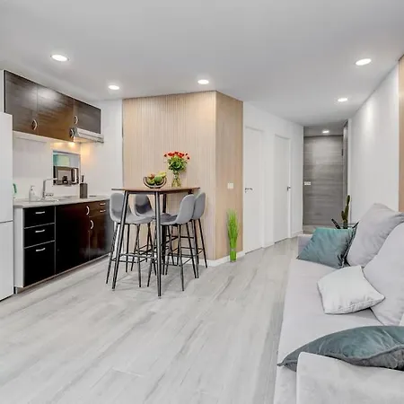 Americas 아파트 *